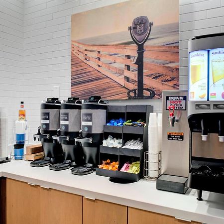 Fairfield Inn & Suites By Marriott Virginia Beach Oceanfront Екстериор снимка