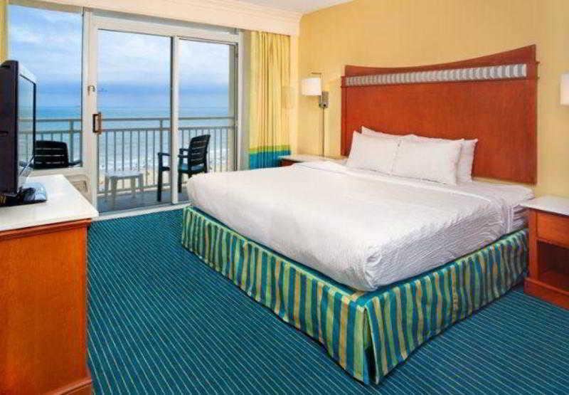 Fairfield Inn & Suites By Marriott Virginia Beach Oceanfront Екстериор снимка