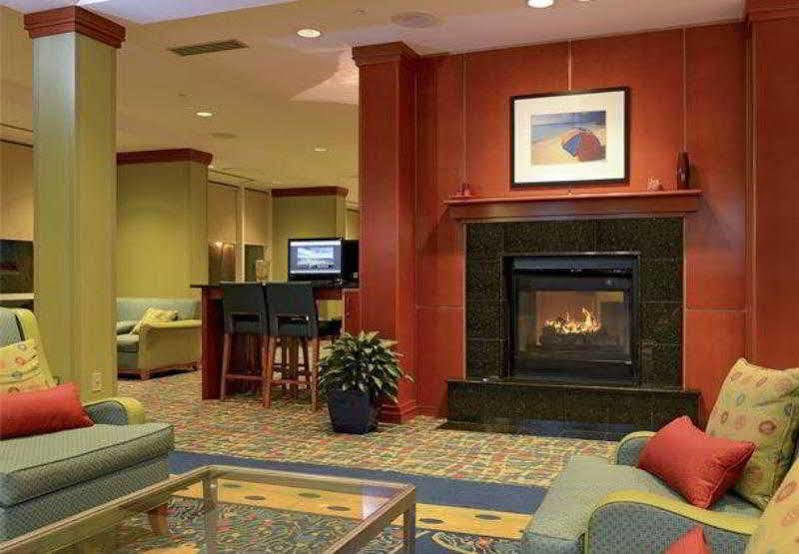 Fairfield Inn & Suites By Marriott Virginia Beach Oceanfront Екстериор снимка