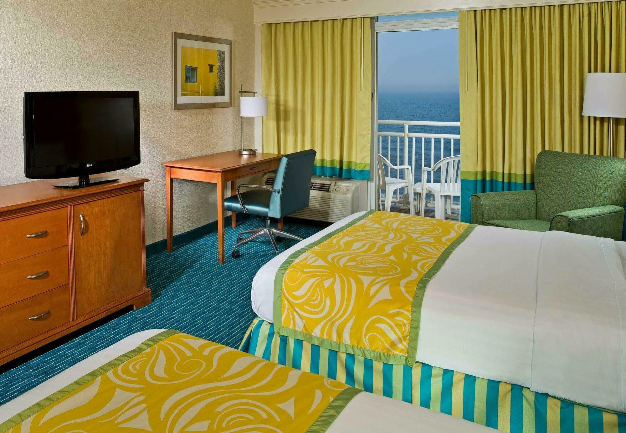 Fairfield Inn & Suites By Marriott Virginia Beach Oceanfront Екстериор снимка